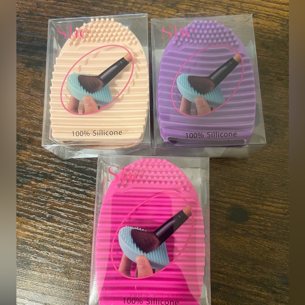 Silicon to wash brushes